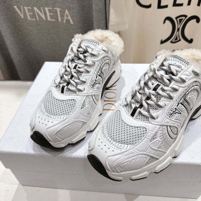 DIOR CHRONO SNEAKER 25S IN WHITE LAMBSKIN AND MESH FABRIC STYLE 7