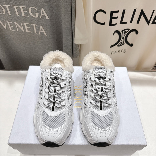 DIOR CHRONO SNEAKER 25S IN WHITE LAMBSKIN AND MESH FABRIC STYLE 7