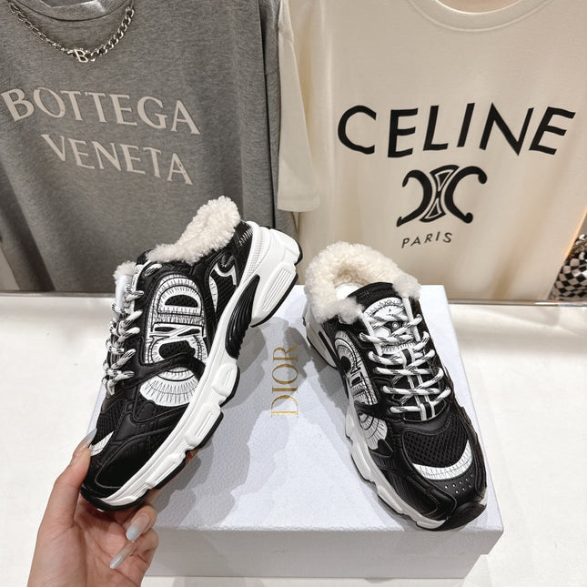 DIOR CHRONO SNEAKER 25S IN BLACK LAMBSKIN AND MESH FABRIC STYLE 4