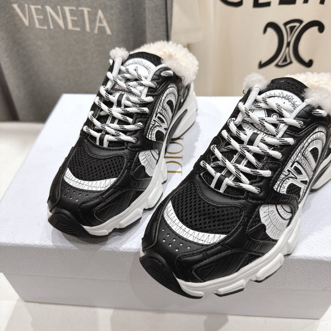 DIOR CHRONO SNEAKER 25S IN BLACK LAMBSKIN AND MESH FABRIC STYLE 4