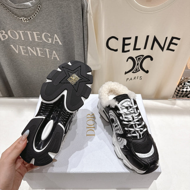 DIOR CHRONO SNEAKER 25S IN BLACK LAMBSKIN AND MESH FABRIC STYLE 4