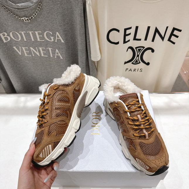 DIOR CHRONO SNEAKER 25S IN BROWN SUEDE AND MESH FABRIC