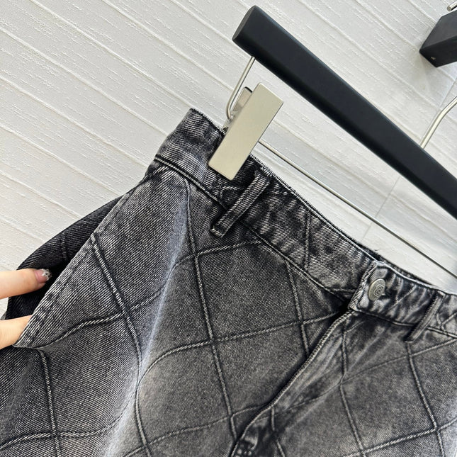 CHANEL DENIM SKIRT WITH DIAMOND PATTERN 276112