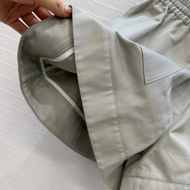 LOEWE SHORTS WITH ELASTIC WAIST AND DRAWSTRING 276085