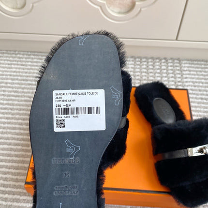 HM 25S GIULIA SANDAL IN BLACK SHEARLING WITH SILVER HARDWARE