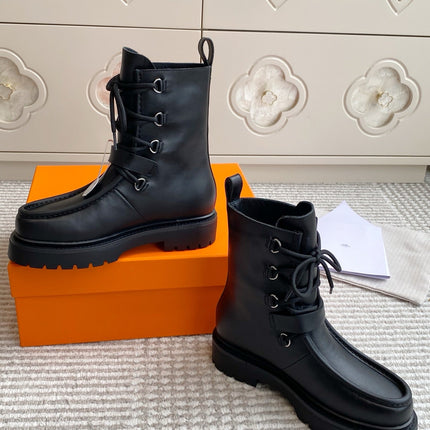 HM 25S ANKLE BOOTS IN BLACK LAMBSKIN