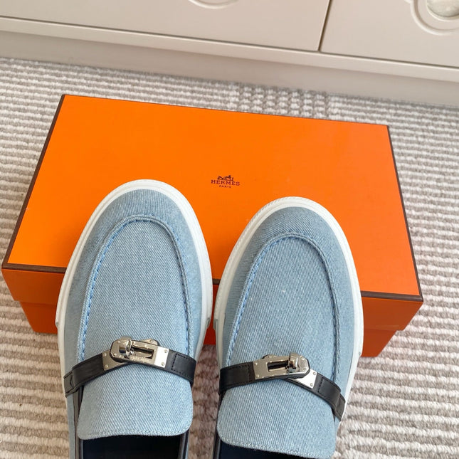 HM 25S SLIP-ON IN SKY BLUE CANVAS AND BLACK LAMBSKIN WITH SILVER HARDWARE