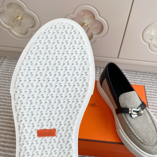 HM 25S SLIP-ON IN GREY CANVAS AND BLACK LAMBSKIN WITH SILVER HARDWARE
