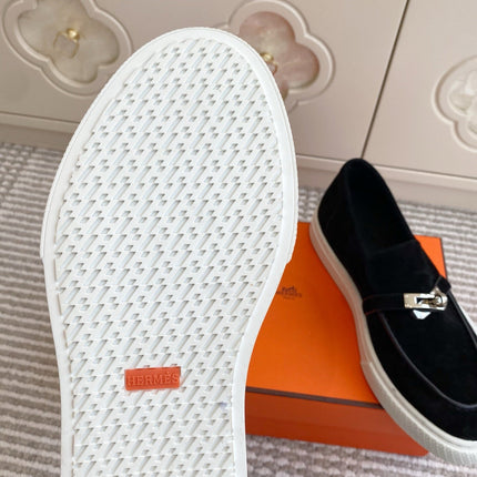 HM 25S SLIP-ON IN BLACK SUEDE WITH SILVER HARDWARE