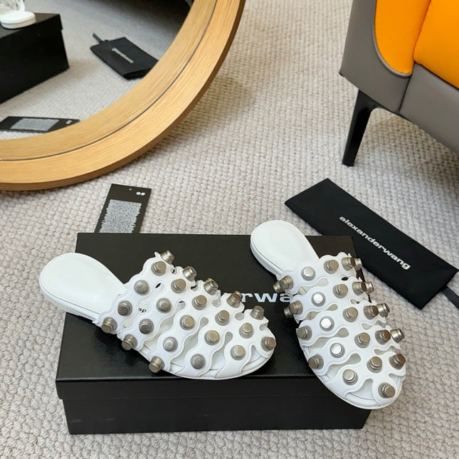 RHODES STUDDED REXA CAGE SLIDE IN WHITE LAMBSKIN