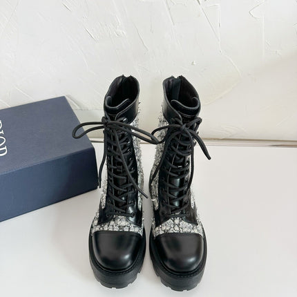 D-UNIT ANKLE BOOT BLACK CALFSKIN WITH WHITE AND BLACK CANNAGE TWEED