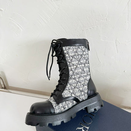 D-UNIT ANKLE BOOT BLACK CALFSKIN WITH WHITE AND BLACK CANNAGE TWEED