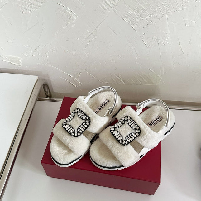 SLIDY VIV' WINTER FUR STRASS BUCKLE SANDALS IN WHITE SHEARLING