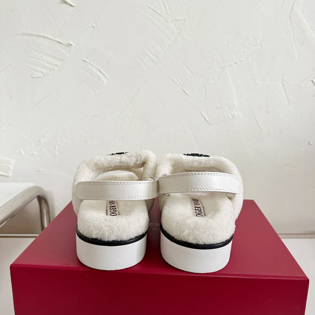 SLIDY VIV' WINTER FUR STRASS BUCKLE SANDALS IN WHITE SHEARLING