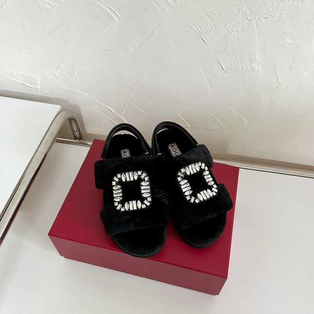 SLIDY VIV' WINTER FUR STRASS BUCKLE SANDALS IN BLACK SHEARLING