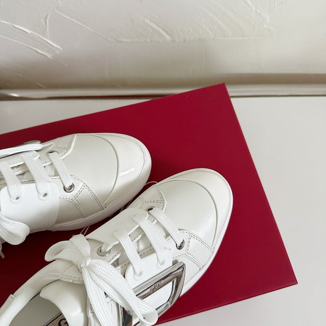 VIV' SKATE SNEAKERS IN WHITE CALFSKIN SILVER BUCKLE