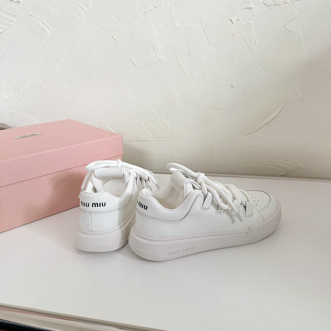 SNEAKERS SIMPLE DESIGN IN WHITE SHEEPSKIN