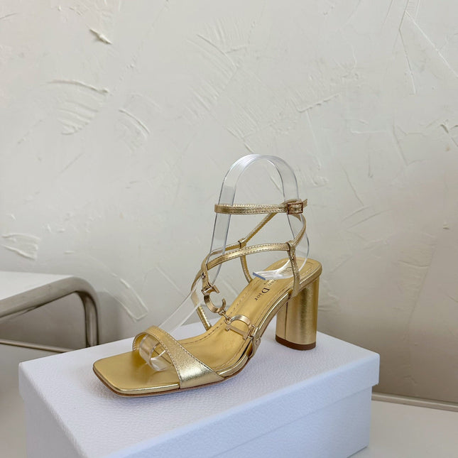 MEDIUM SQUARE HEEL SANDAL IN GOLD LAMBSKIN