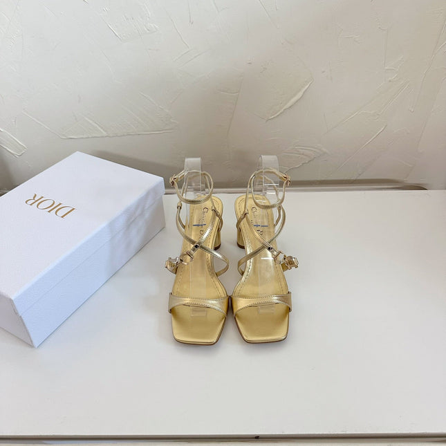 MEDIUM SQUARE HEEL SANDAL IN GOLD LAMBSKIN