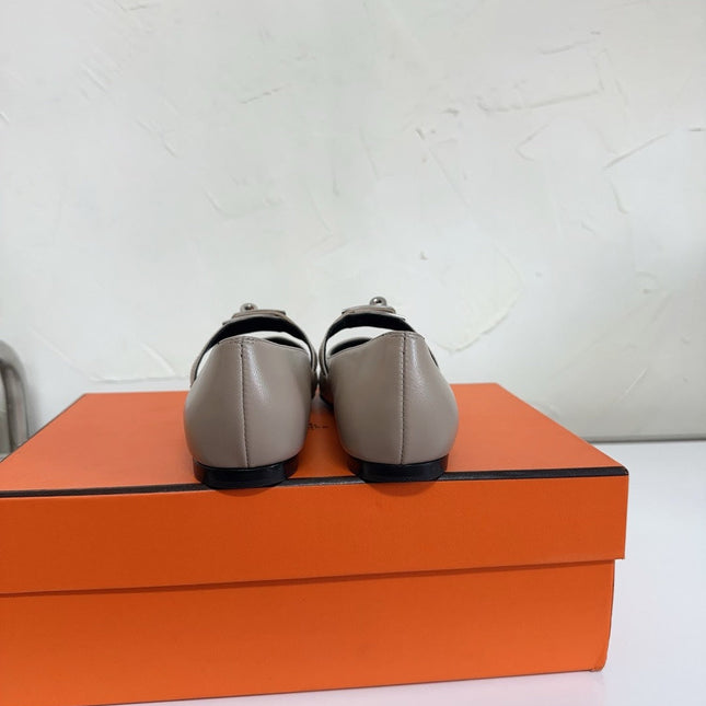 KIARA FLAT PUMP IN KHAKI BROWN CALFSKIN