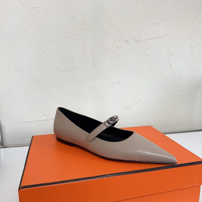 KIARA FLAT PUMP IN KHAKI BROWN CALFSKIN