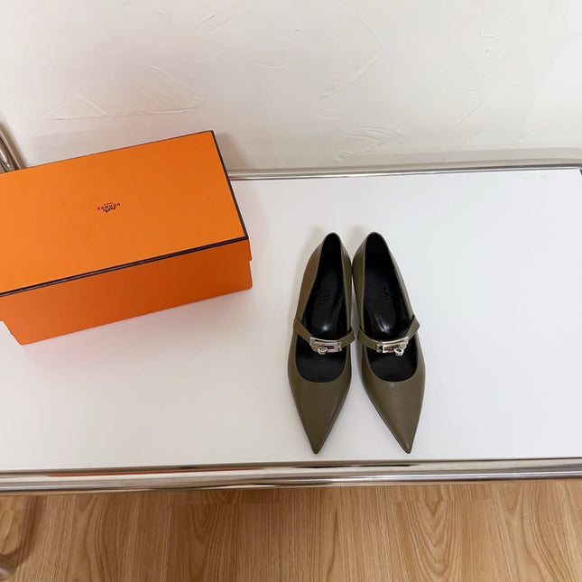 KIARA FLAT PUMP IN ARMY GREEN CALFSKIN