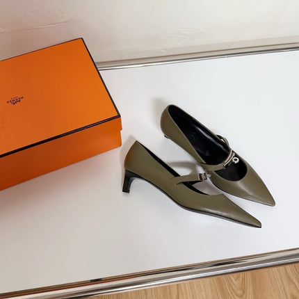 KIARA FLAT PUMP IN ARMY GREEN CALFSKIN