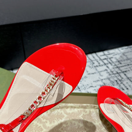 THONG SANDAL IN CANDY RED CALFSKIN WITH GOLD HARDWARE