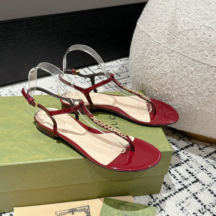 THONG SANDAL IN CRIMSON RED CALFSKIN WITH GOLD HARDWARE