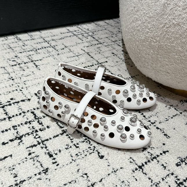 ALAIA PEARL MARY JANE SHOES IN WHITE LAMBSKIN