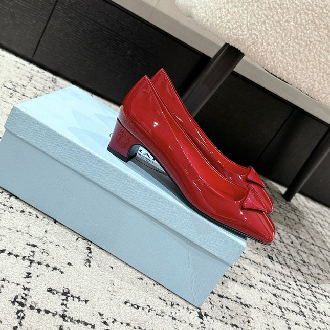 PRADA 25S SQUARE TOE HIGH HEELS IN DARK RED GLOSSY CALFSKIN