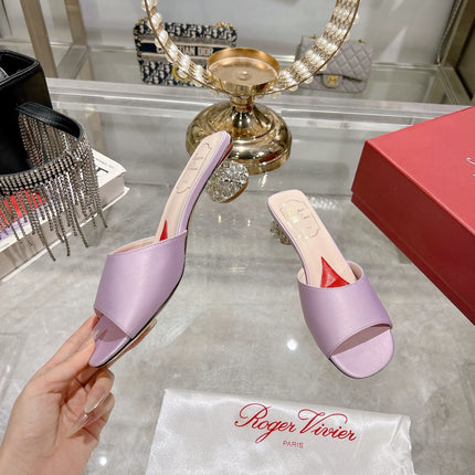 CRYSTAL HEEL MULE IN LIGHT PURPLE SILK