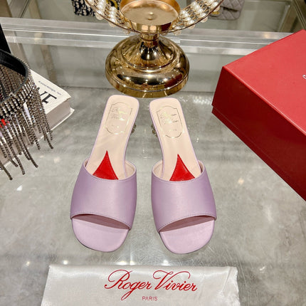 CRYSTAL HEEL MULE IN LIGHT PURPLE SILK
