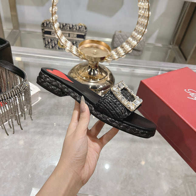 ESPADRILLES MULES IN BLACK RAFFIA