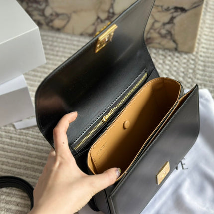 LOE GOYA BAG 23 IN BLACK SILK CALFSKIN