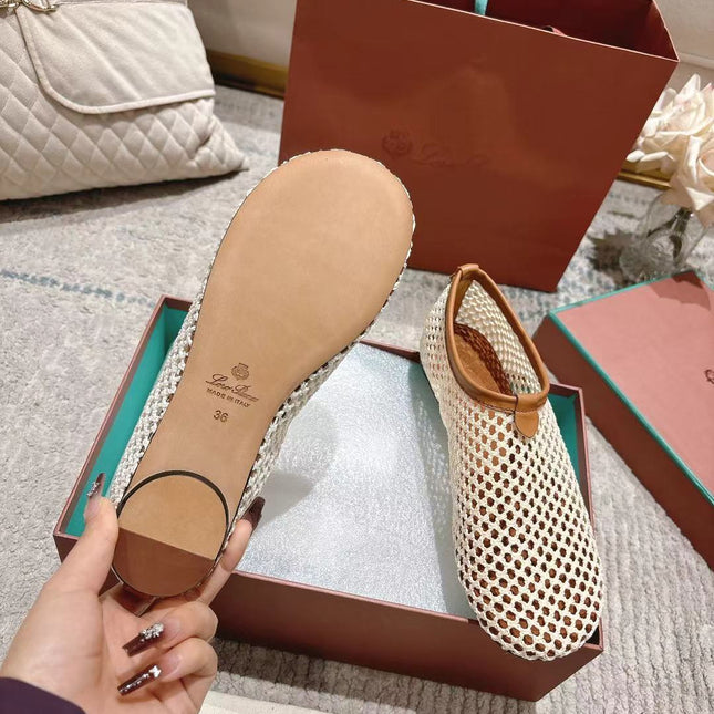 FLAT SHOES IN CREAM WHITE MESH FABRIC