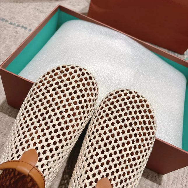 FLAT SHOES IN CREAM WHITE MESH FABRIC