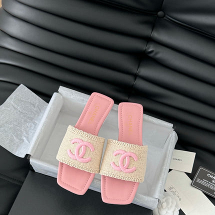 WOVEN SLIDE IN RAFFIA AND LIGHT PINK LAMBSKIN