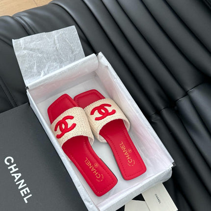 WOVEN SLIDE IN RAFFIA AND RUBY RED LAMBSKIN