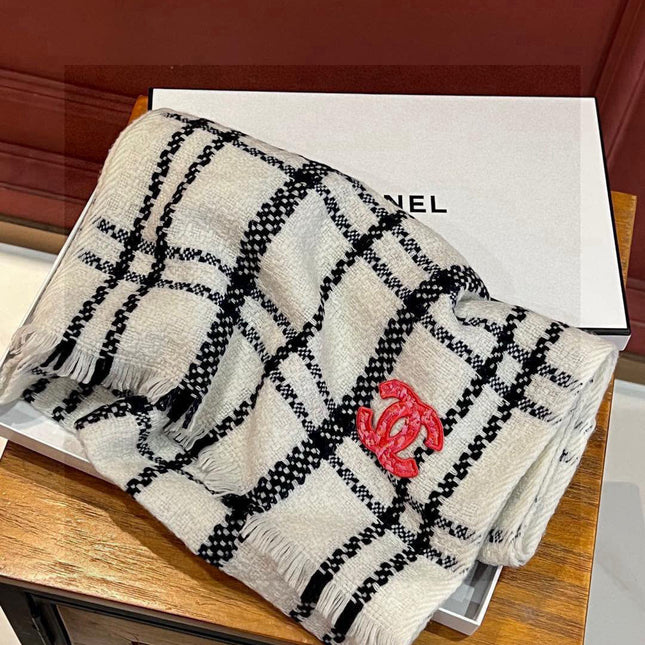 CHANEL 25S SCARF 190 IN CASHMERE 718525