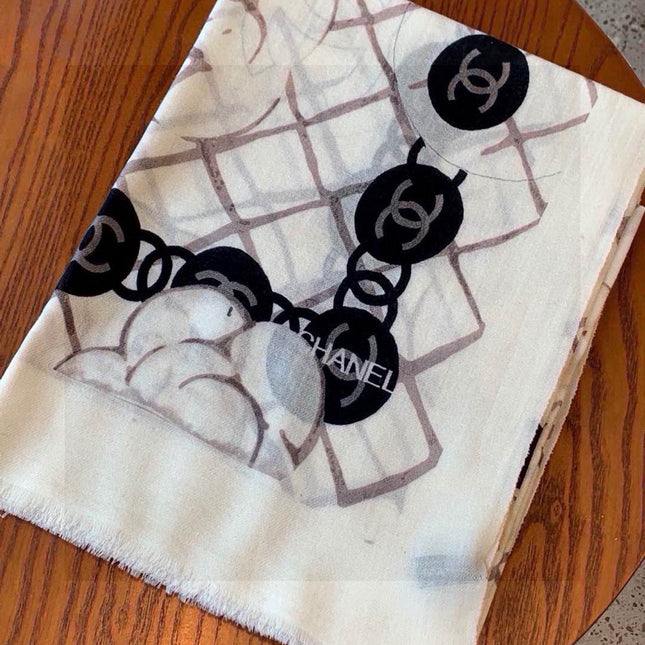 HERMES 25S SCARF 200 IN SILK 724722