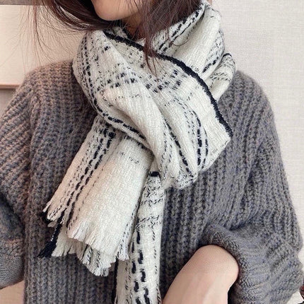 CHANEL 25S SCARF 200 IN CASHMERE 732053