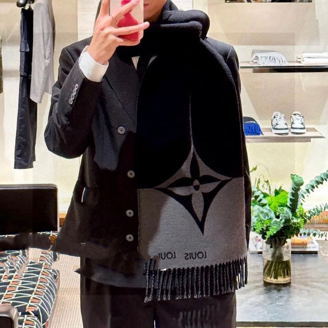 LV SCARF 192 CM IN WOOL 733866