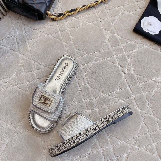 PLATFORM SLIPPERS IN SILVER WOOL AND LAMBSKIN