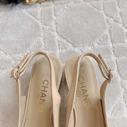 SLINGBACKS IN BEIGE CREAM MIX BLACK SHEEPSKIN
