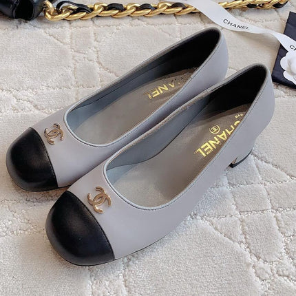 PUMP ROUNG TOE IN SLATE GREY MIX BLACK SHEEPSKIN