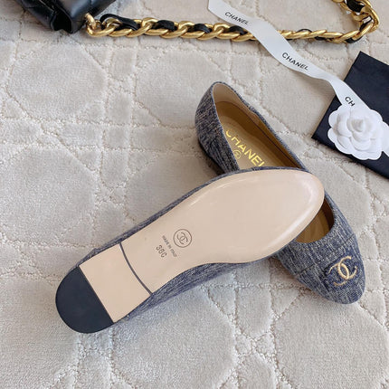 BALLET FLATS IN PIGEON BLUE DENIM