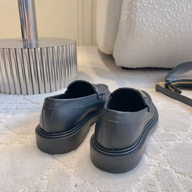 CHANEL 25S ARC DE TRIOMPHE LOAFERS IN BLACK CALFSKIN GOLD HARDWARE