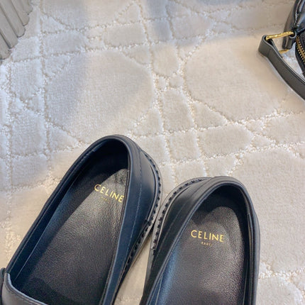 CHANEL 25S ARC DE TRIOMPHE LOAFERS IN BLACK CALFSKIN GOLD HARDWARE