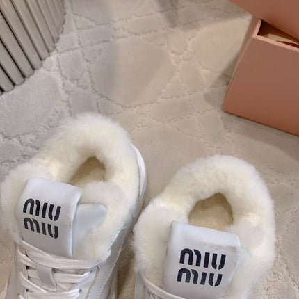 THICK SOLE SNEAKERS IN CHROME GRAY LAMBSKIN WITH RABBIT FUR LINING